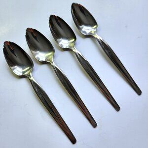 Rogers Grapefruit Spoons Spoon Set 4 Nassau Silverplate 6" W.M. Rogers MFG. CO.